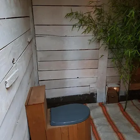 L'houstalet Des Serniers Πανσιόν